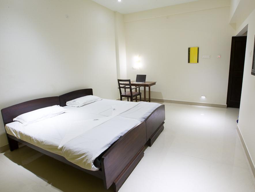 Touchstone Resort Йелагири Екстериор снимка