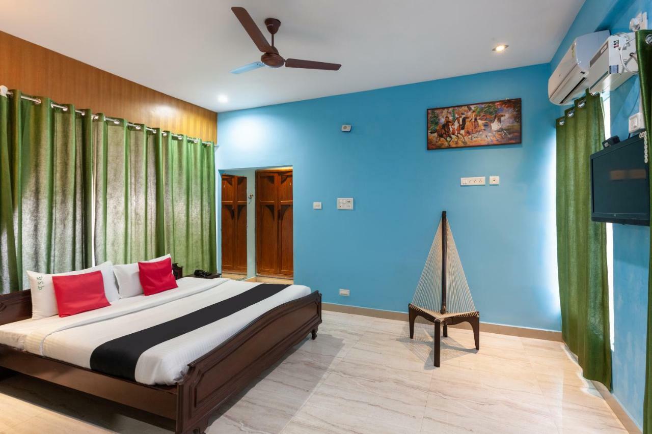 Touchstone Resort Йелагири Екстериор снимка