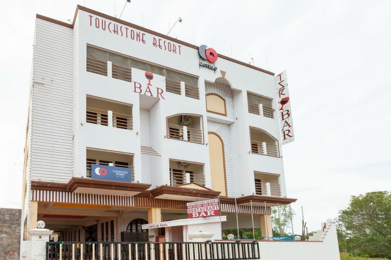 Touchstone Resort Йелагири Екстериор снимка